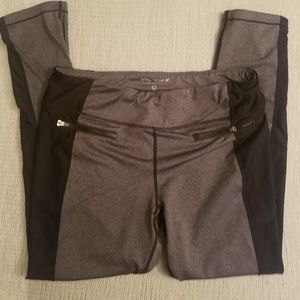 Betsey Johnson zipper leggings